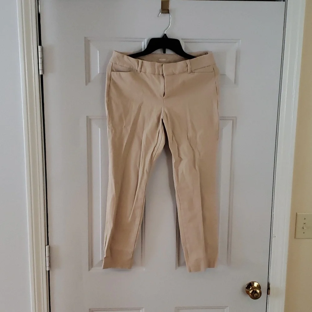 Tan old navy pixie pants - Picture 1 of 5